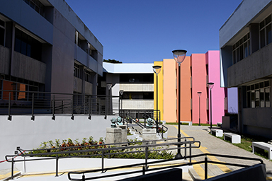 edificio de la facultad de letras