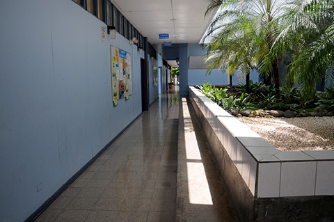 pasillo de la sede del pacífico